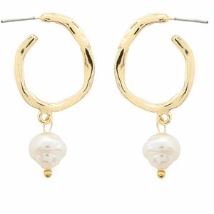 Simple Gold Pearl Drop Earrings